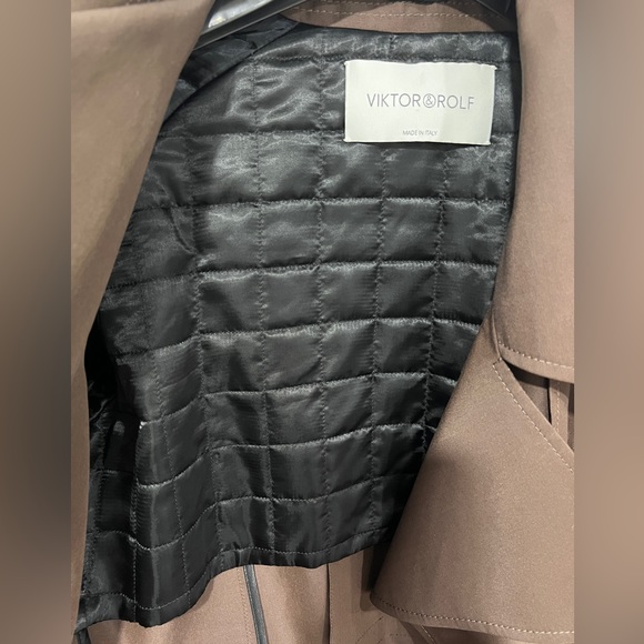 Victor & Rolf Trench Coat - Picture 10 of 10